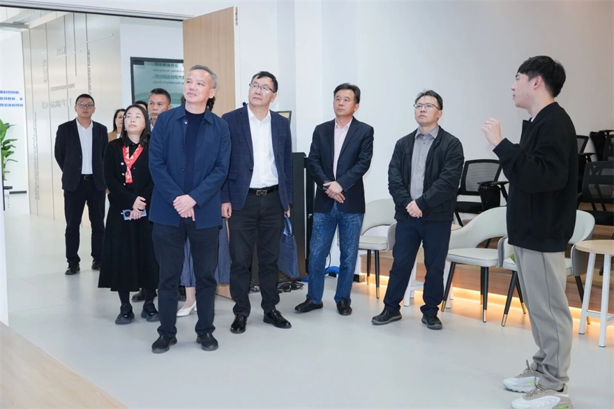 1763098512866045008.jpg 微信图片_2025-11-14_091938_643.jpg